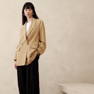 NWT BR Relaxed Unstructured Blazer - Desert Plain - Size Medium Petite